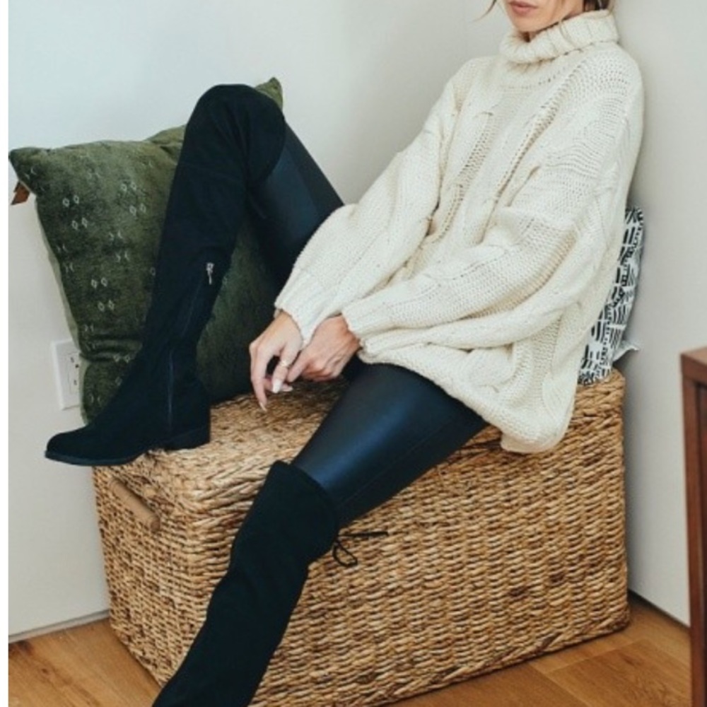 38. Women's Cream Sweater Oversized Cable Turtleneck Slouchy - Picture 2 of 5